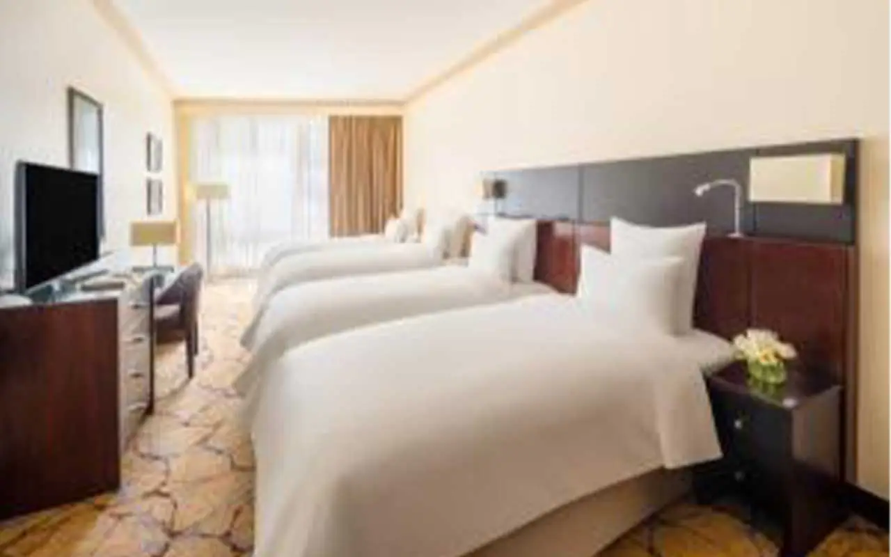 MOVENPICK-3